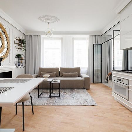 Gold By Praia Apartments - 600 M Do Plazy - Parking Sopot Buitenkant foto
