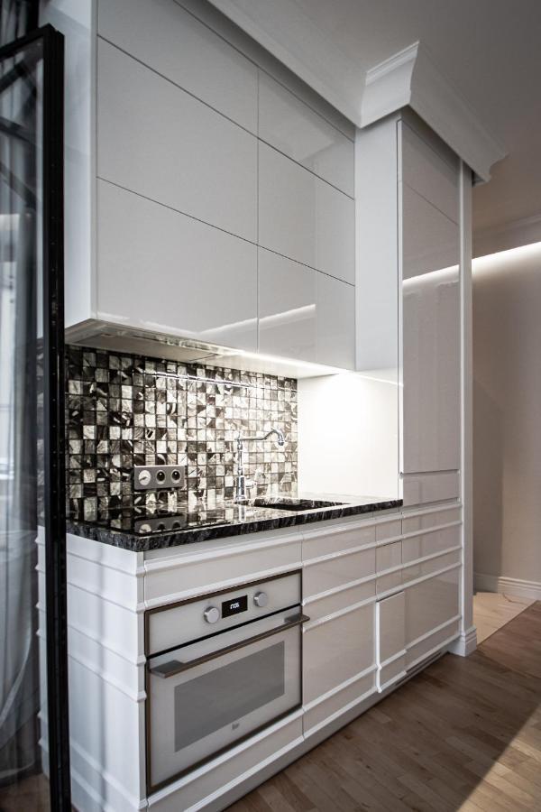Gold By Praia Apartments - 600 M Do Plazy - Parking Sopot Buitenkant foto